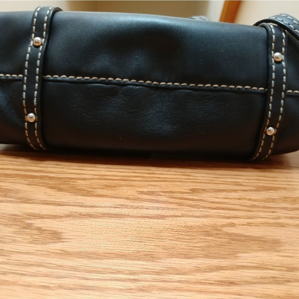 Vintage Tod's black leather baguette handbag - Picture 6 of 7
